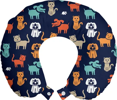 Produktbild von ABAKUHAUS Tiere Reisekissen Nackenstütze, Hund Katze und Maus, Schaumstoff Reiseartikel für Flugzeug und Auto, 30x30 cm, Mehrfarbig