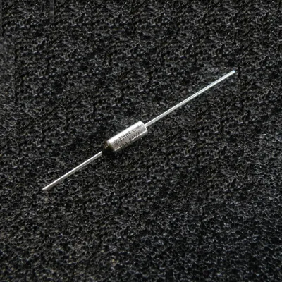 Produktbild von Thermosicherung Temperatursicherung Temp fuse 250V 1 / Abschalttemperatur=105°C 250 Volt 10 Ampere