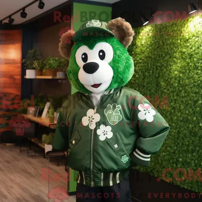 Produktbild von Maskottchen REDBROKOLY eines grünen vierblättrigen Kleeblatts mit Bomberjacke und Halsketten