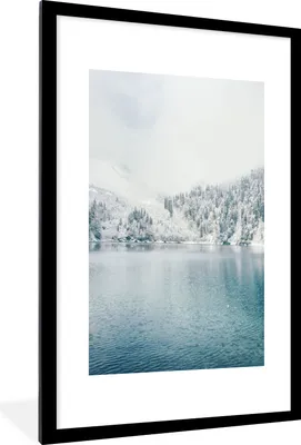 Produktbild von MuchoWow® Gerahmtes Poster Winter - Wasser - Schnee 60x90 cm - Poster mit Schwarzem Bilderrahmen Wandposter Rahmen Foto Bilder - Dekoration - Wandposter Wohnzimmer - Hochwertig