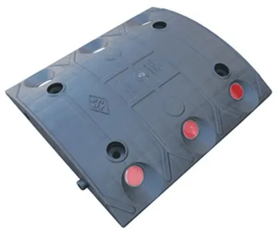 Produktbild von Temposchwelle bis 20 km/h Mittelteil, Polypropylen, Schwarz, 300x40x333 mm