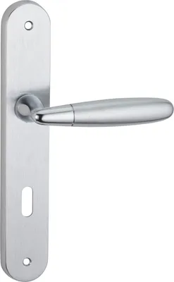 Image de Ensemble de poignées pour porte de chambre Mirella2 trou de clé, carré 7mm, entr'axes 195mm, chromé brillant/satiné - THIRARD
