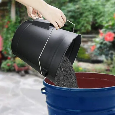 Zdjęcie produktu dla Pojemnik na popiół z pokrywą, czarny