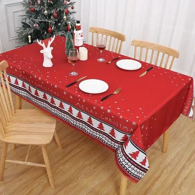 Obrázek produktu pro Uniqoos® Svátečná červená ubrus s vánočním motivem – voděodolná, 100% polyester, obdélníková, rozměry 137 x 188 cm