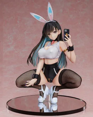 Zdjęcie produktu dla Creators Opinion Statuetka PVC 1/4 Hinatsu Namiguchi Bunny Ver. 31 cm