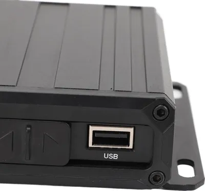 Image de Répartiteur vidéo pour caméra de recul à 4 canaux, 1 entrée, 1 sortie, 12 V/24 V CC, 1080p AHD, boîtier combinateur d'images de secours pour camping-cars, bus, camions, sans carte mémoire