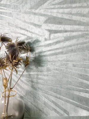 Produktbild von NEWROOM Tapete Silber Vliestapete Linien - Mustertapete Glamour Metallic  Struktur Glanz Glanztapete Modern Streifentapete