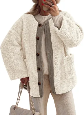 Image de ASKSA Femmes Manteau d'hiver Sherpa Veste polaire Fuzzy manches longues Button Up Vestes chaudes décontractées avec poches (Blanc,S)