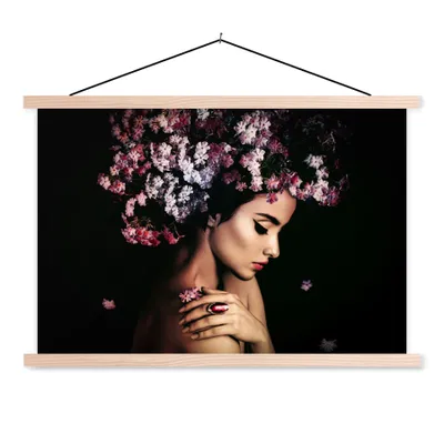 Produktbild von MuchoWow® Textilposter Blossom - Frau - Rosa - Luxus 60x40 cm mit holzfarbenen Rahmen - Bilder
