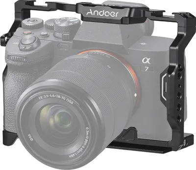 Obrázek produktu pro Klec na kameru Andoer, klec na videokameru z hliníkové slitiny s dvojitým uchycením na studenou patku, četné 1/4" závity, náhrada pro Sony Alpha 7R V/ Alpha 7 IV / A7R IV/ Alpha 7 S III