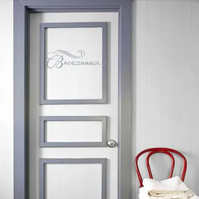 Produktbild von Wandtattoo - Wandaufkleber - Tür- Wandtattoo Badezimmer - 50cm x 16cm silber - Dekoration Küche Wohnzimmer Wand