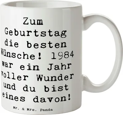 Produktbild von Mr. & Mrs. Panda Bedruckte Tasse Spruch 1984 Geburtstag - Weiß - Geschenk, Trinkbecher, Geburtstagsgeschenk, liebe Geburtstagsgrüße, Alter, Geburtstagskind, Kaffeetasse