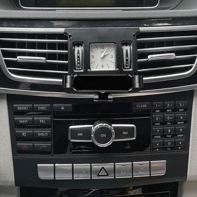 Zdjęcie produktu dla Uchwyt na telefon do samochodu, kompatybilny z modelem Mercedes E-Klasse W212 (lata 2013-2016). Akcesoria