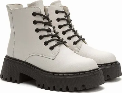 Zdjęcie produktu dla Botki damskie Betsy 948016/05-12 Kolor: Biały Rozmiar: 38