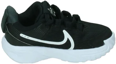 Produktbild von Nike Star Runner 4, Farbe: Schwarz, Größe: 17