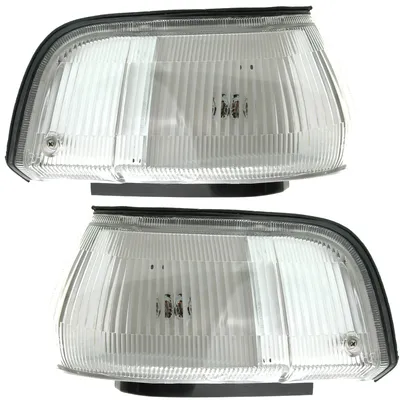 Produktbild von TYC Frontblinker Set für Toyota Corolla E9 1987-1995 Limo Kombi Compact