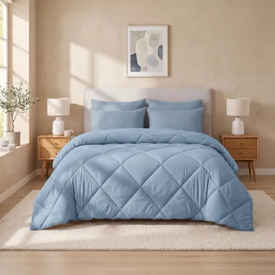 Produktbild von Sleep Comfy Deluxe 2-in-1 Sommer Bettdecke 240x220 cm Aegean Blue - Bettdecke ohne Bezug mit 2 Kissenbezügen 60x70 cm, Atmungsaktiv&Allergikergeeignet
