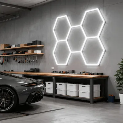 Obrázek produktu pro Stropní světlo XMTECH LED Hexagon - modulární design, 5 panelů, 6500K bílá, připojitelné pro garáž, dílnu, tělocvičnu a autosalon