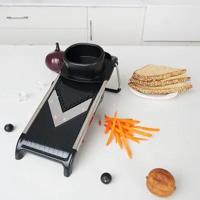 Image de MACHINE À COUPER ET À RÂPER pour LÉGUMES ET FRUITS MACHINE À COUPER pour CHOUX, OIGNONS ET CAMOMILLE