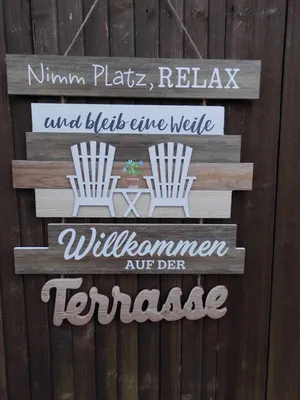 Produktbild von Schild "Nimm Platz" Willkommen auf der Terrasse.  Geschenk 37 cm