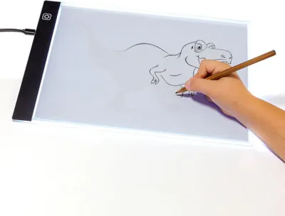 Zdjęcie produktu dla Projektor Molto Magic z akcesoriami Trzy diody LED i sześć długopisów Przezroczysty Przezroczysty Jeden rozmiar