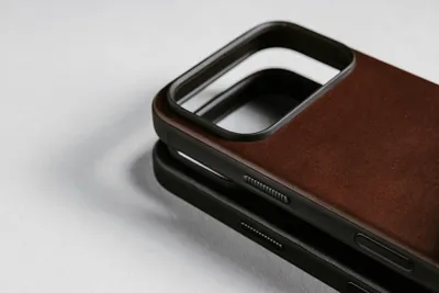 Produktbild von Nomad Moderne Leder Hülle iPhone 17 Pro Max Olde Dublin Horween