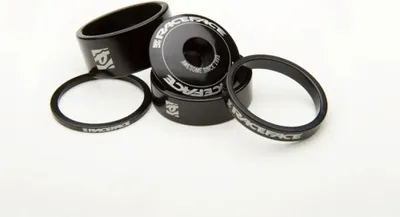 Produktbild von Race Face Aluminium Spacer Headset-kit Schwarz  Schwarz One Size