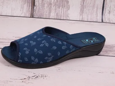 Obrázek produktu pro Dámské pantofle ADANEX Silvia 28279 modré s listy