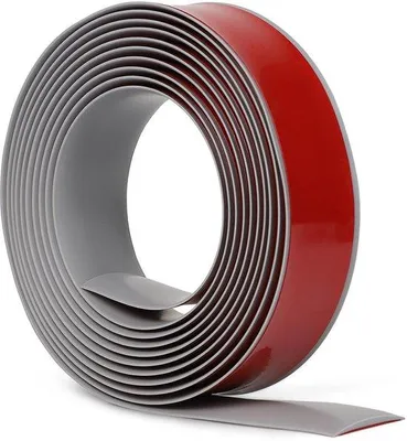 Obrázek produktu pro PVC lišta o šířce 4 cm a výšce 3,5 mm, samolepicí, pro vyplnění mezer u dveří, oken a podlahy