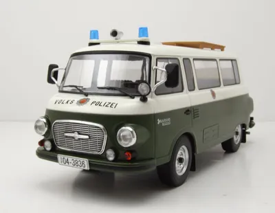 Produktbild von MCG 18009 Barkas B 1000 Volkspolizei 1965 grün weiß 1:18