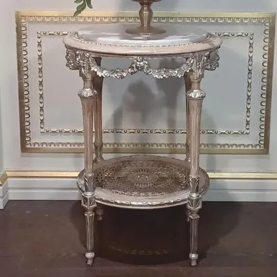 Produktbild von Casa Padrino Luxus Barock Beistelltisch mit Marmorplatte Silber / Weiß -  Italy