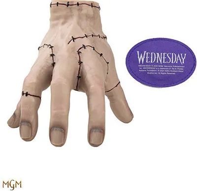 Image de Wednesday La main glacée Réplique de l'aimant de la Famille Addams