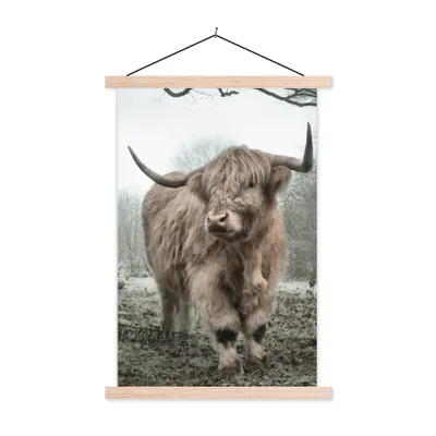 Produktbild von MuchoWow® Textilposter Schottischer Highlander - Wald - Nebel - Kuh - Tiere - Natur 60x90 cm mit holzfarbenen Rahmen - Textil
