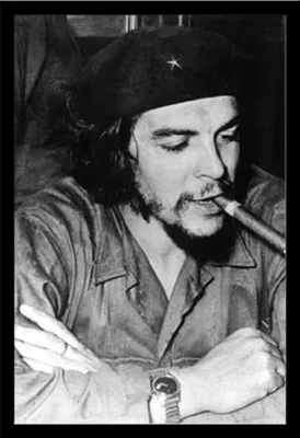 Image de Che Guevara - Poster - Cigar + cadre amovible, Shinsuke® Maxi MDF noir, vitre acrylique