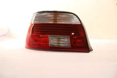 Image de Feux arrière gauche pour BMW Série 5 (E39), référence d'origine : 63216912425