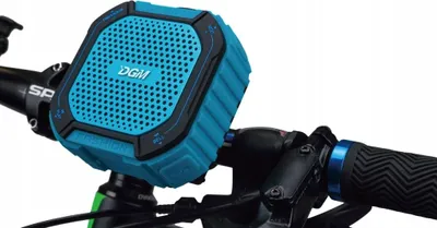 Obrázek produktu pro Přenosný Bluetooth reproduktor s ochranou IPX7, FM rádiem, slotem pro microSD kartu a funkcí handsfree, včetně držáků