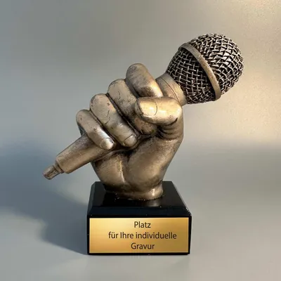 Produktbild von Mikrofon Pokal Gold mit Wunschgravur – Musik Trophäe für Sänger 14 cm