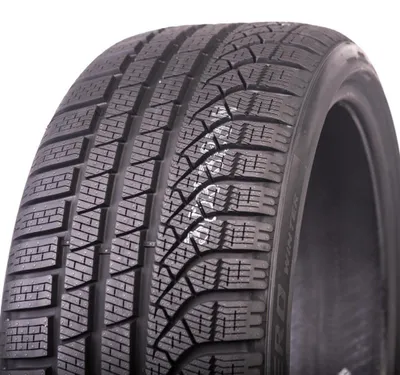 Zdjęcie produktu dla Pirelli P Zero Winter 275/35 R19 100 V XL FR *