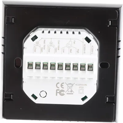 Productafbeelding van Airconditioningsystemen: Thermostaat met een nauwkeurigheid van 0,5 °C. Intelligente ruimtethermostaat met digitale, programmeerbare temperatuurregeling