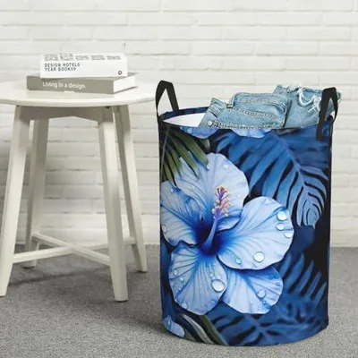 Produktbild von Wäschekorb mit blauem Tropenblumenmotiv, Aufbewahrungskorb für Spielzeug und Kleidung, Wäschebehälter für Wohnheim, Kinderzimmer und Badezimmer, 40 x 50 cm