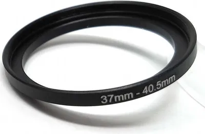 Produktbild von SYSTEM-S Objektiv Adapter 37 mm Gewinde zu 40,55 mm Step Up Ring in Schwarz für Filter