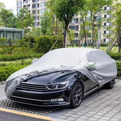 Produktbild von Wasserdichte Autoabdeckung mit Reflexionsstreifen und Reißverschluss, Vollgarage mit Tasche für Limousinen bis zu 479 cm