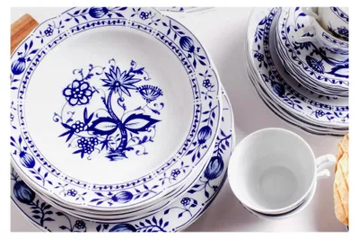 Produktbild von Kombiservice Zwiebelmuster 30-teilig | Geschirrset für 6 Personen aus Porzellan