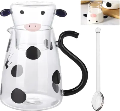 Produktbild von Famanu Wasserkaraf mit Kuhdesign - 550 ml