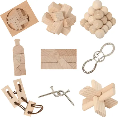 Produktbild von Mini-Puzzles 9er-Set aus Holz mit rundem Holzsockel und vier Holzbuchstaben T