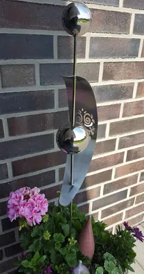 Produktbild von Skulptur Nero Edelstahl 100 cm Ausstanzung  Beetstecker Gartenstecker