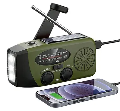 Produktbild von Solar-Kurbelradio mit Powerbank, AM/FM/Wetterfunk, LED-Taschenlampe und Kompass für Outdoor und Notfälle - Grün