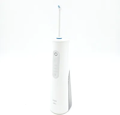 Immagine prodotto di Oral-B AquaCare 6 Irrigatore orale cordless 3 ugelli di ricambio Pulitore interdentale (83,47)