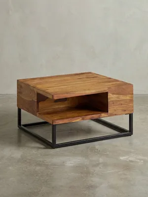 Produktbild von Sofatisch, Sheeshamholz, Staufach, Industrial-Design. 60x60x35 cm | Kadima Design