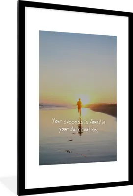 Produktbild von MuchoWow® MuchoWow® Gerahmtes Poster Sprichwörter - 'Dein Erfolg liegt in deiner täglichen Routine' - Zitate - Sport 60x90 cm - Poster mit zchwarzem Bilderrahmen - Dekoration - Wandposter Wohnzimmer -